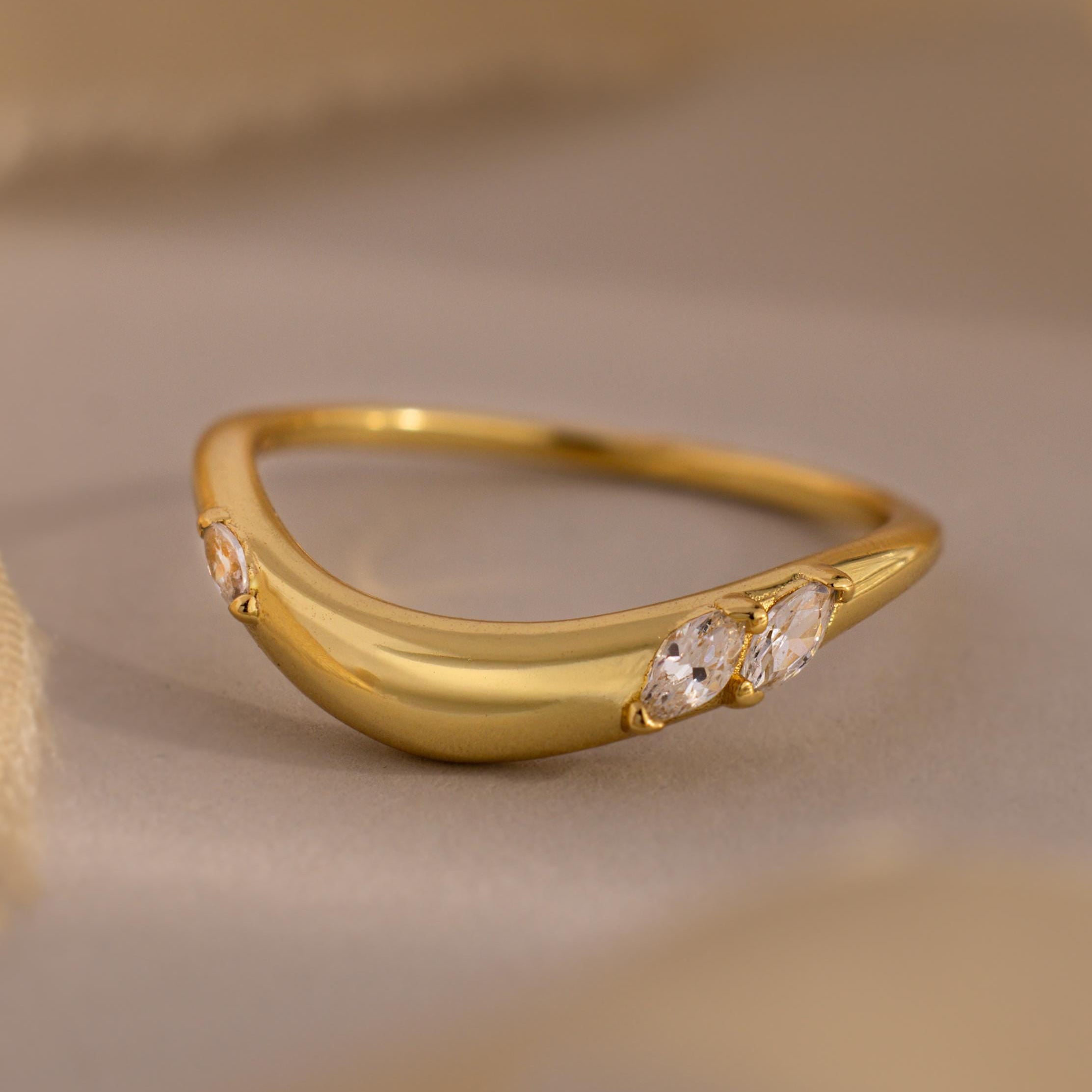Organic Pave Diamond Wave Curved Ring | Caitlyn Minimalist
