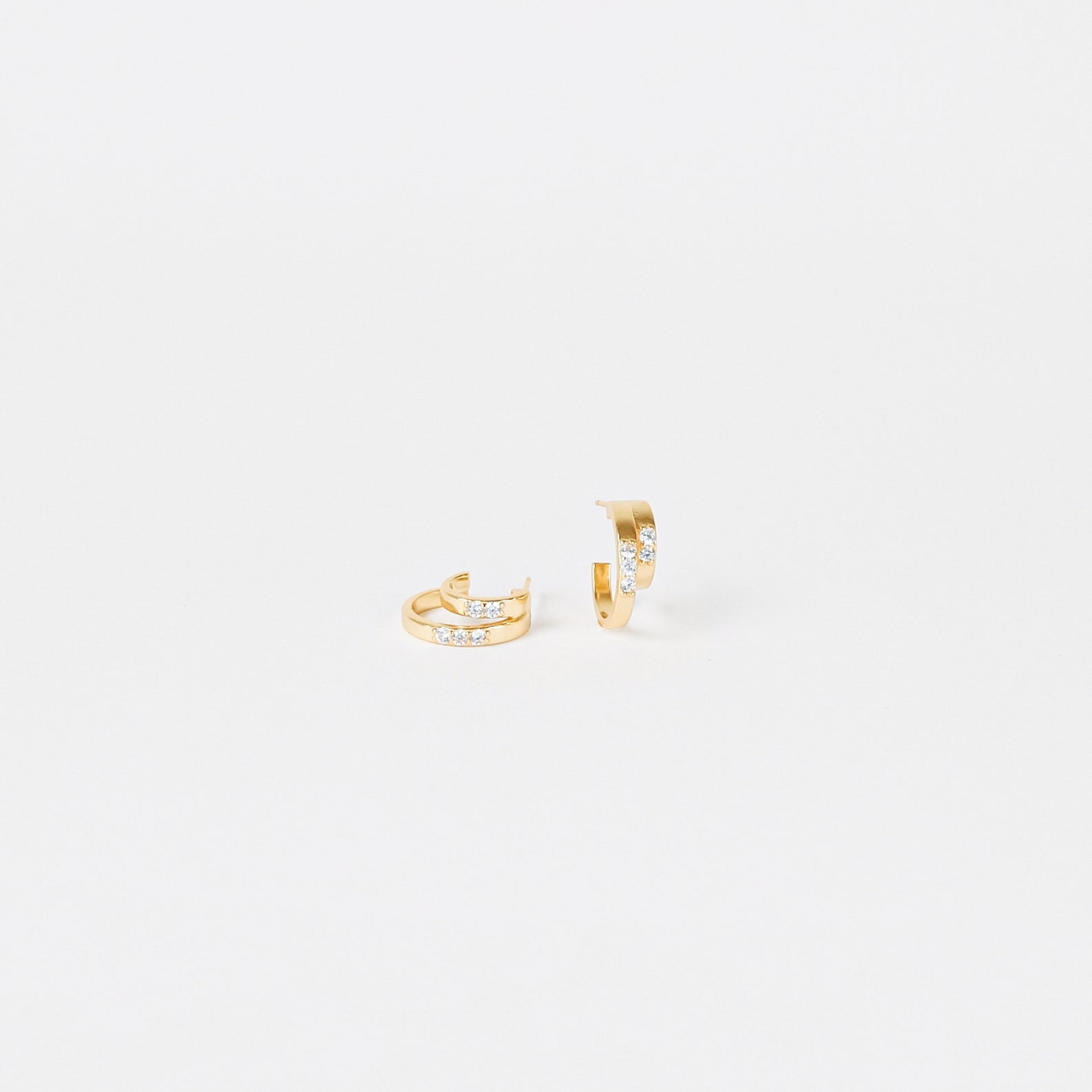 Laura Duo Pave Hoops