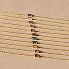 Bracelet avec pierre de naissance baguette