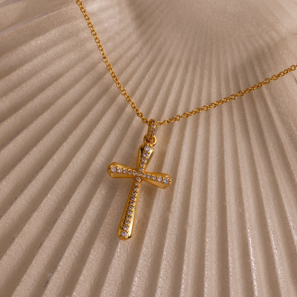 Solace Pave Cross Necklace in 18K Gold