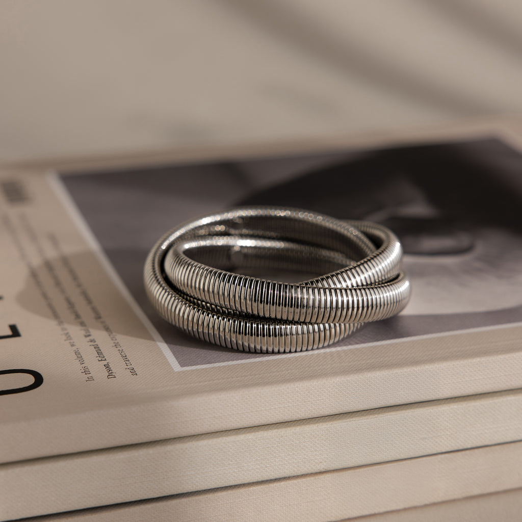 Ribbed Infinity Bangle in Silver