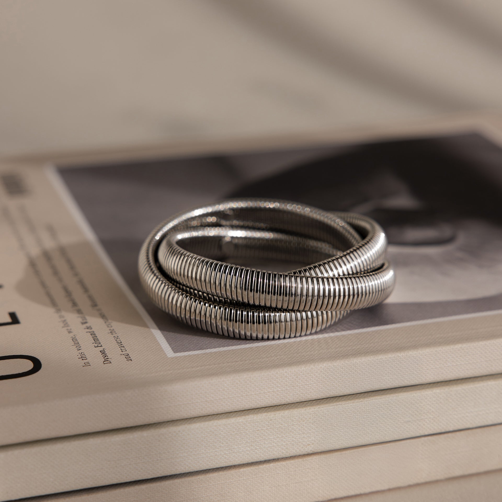 Ribbed Infinity Bangle in Silver