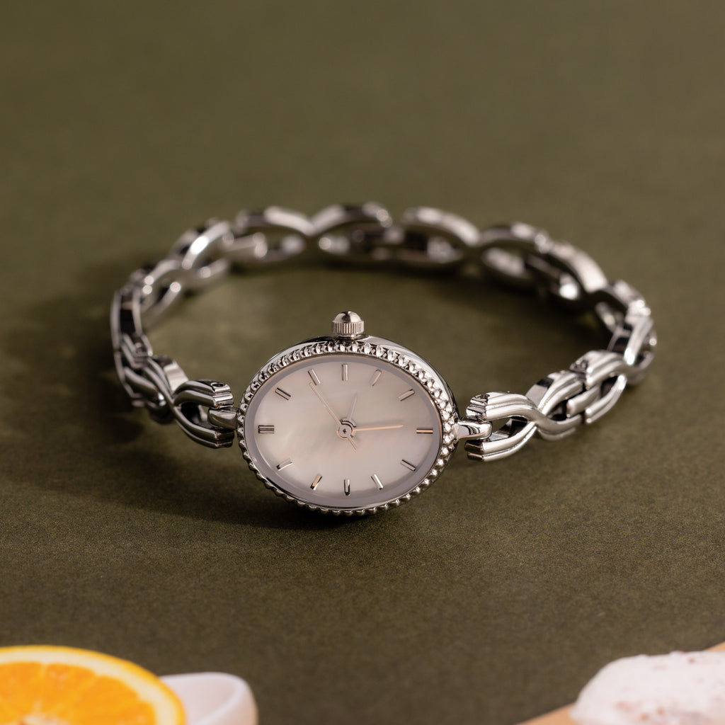 Oval Infinity Link Timepiece in Silver