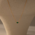Collier avec pierre de naissance émeri 