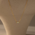 Collar de piedra natal de esmeril 