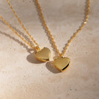 Collares con medallón de amor sin fin 