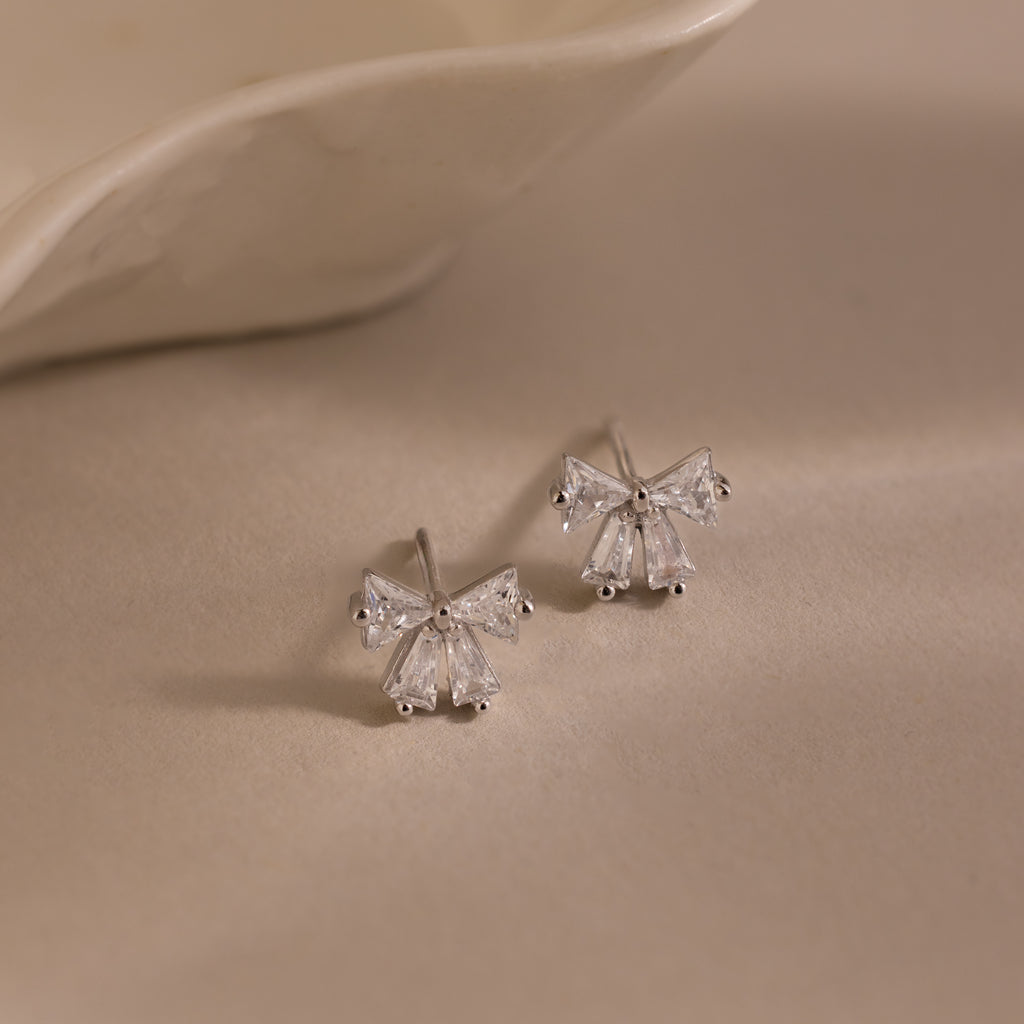 Coquette Bow Earring Set in Silver