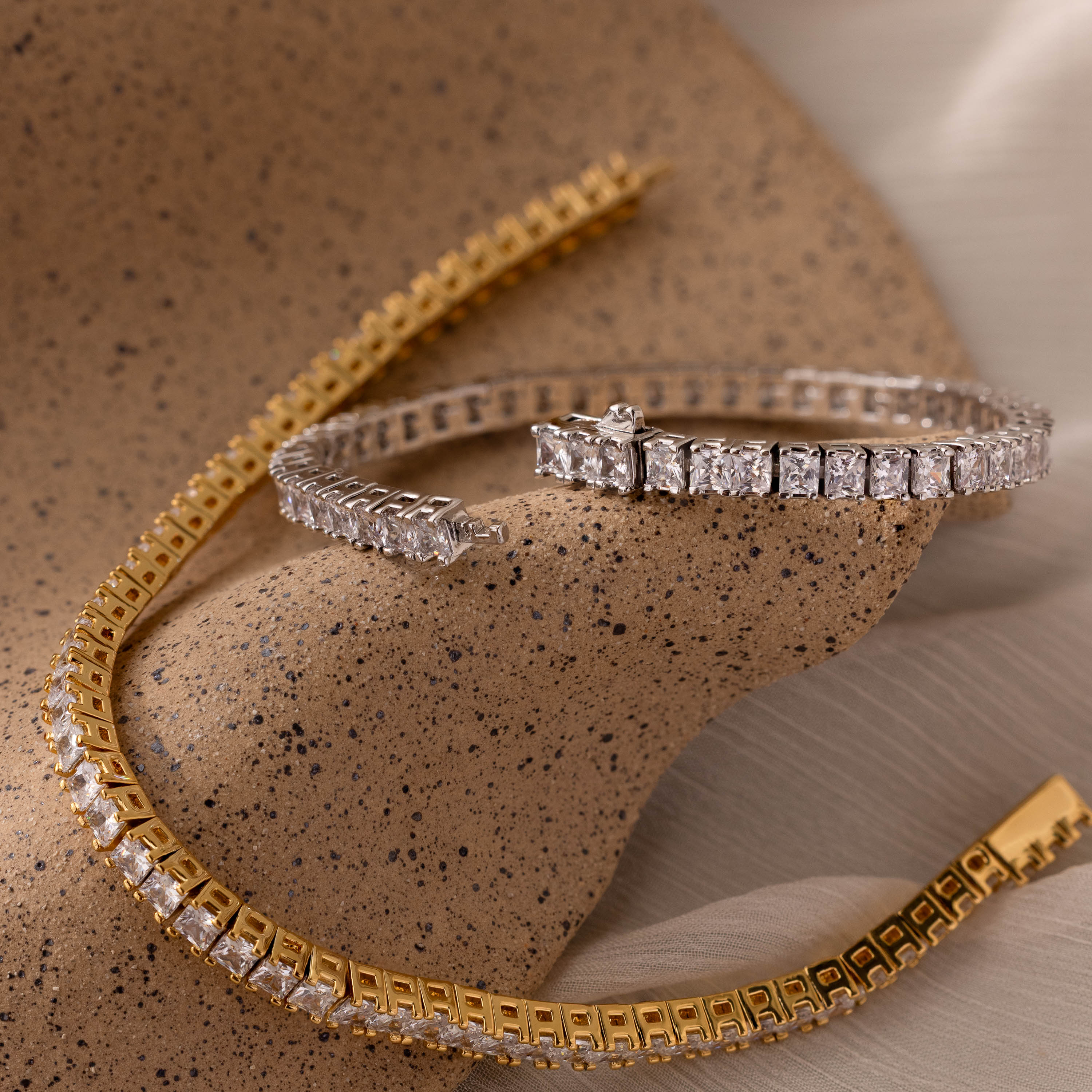 Bracelet tennis Princess Diamond en or blanc
