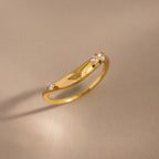 Bague courbe en diamant organique