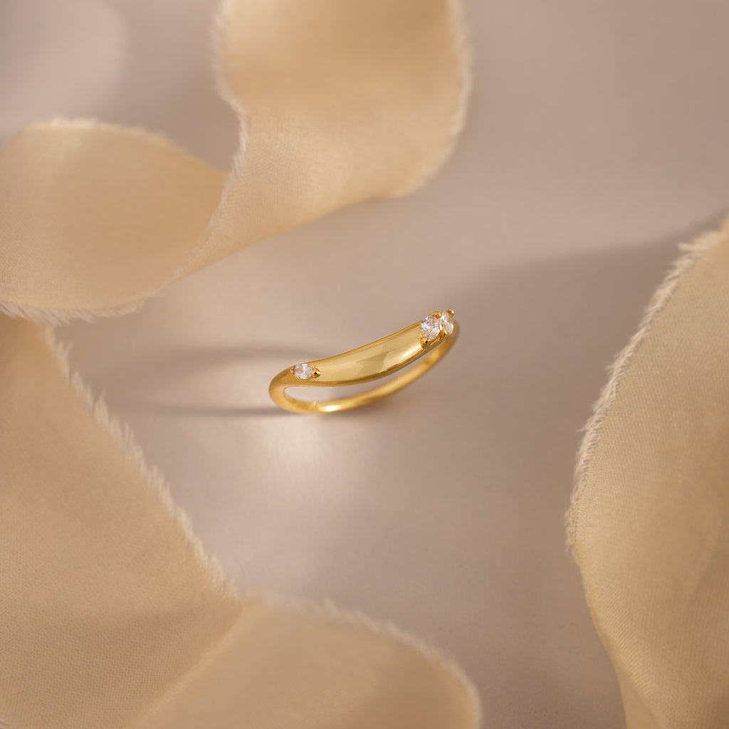 Bague courbe en diamant organique