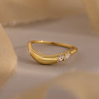 Organic Diamond Curve Ring
