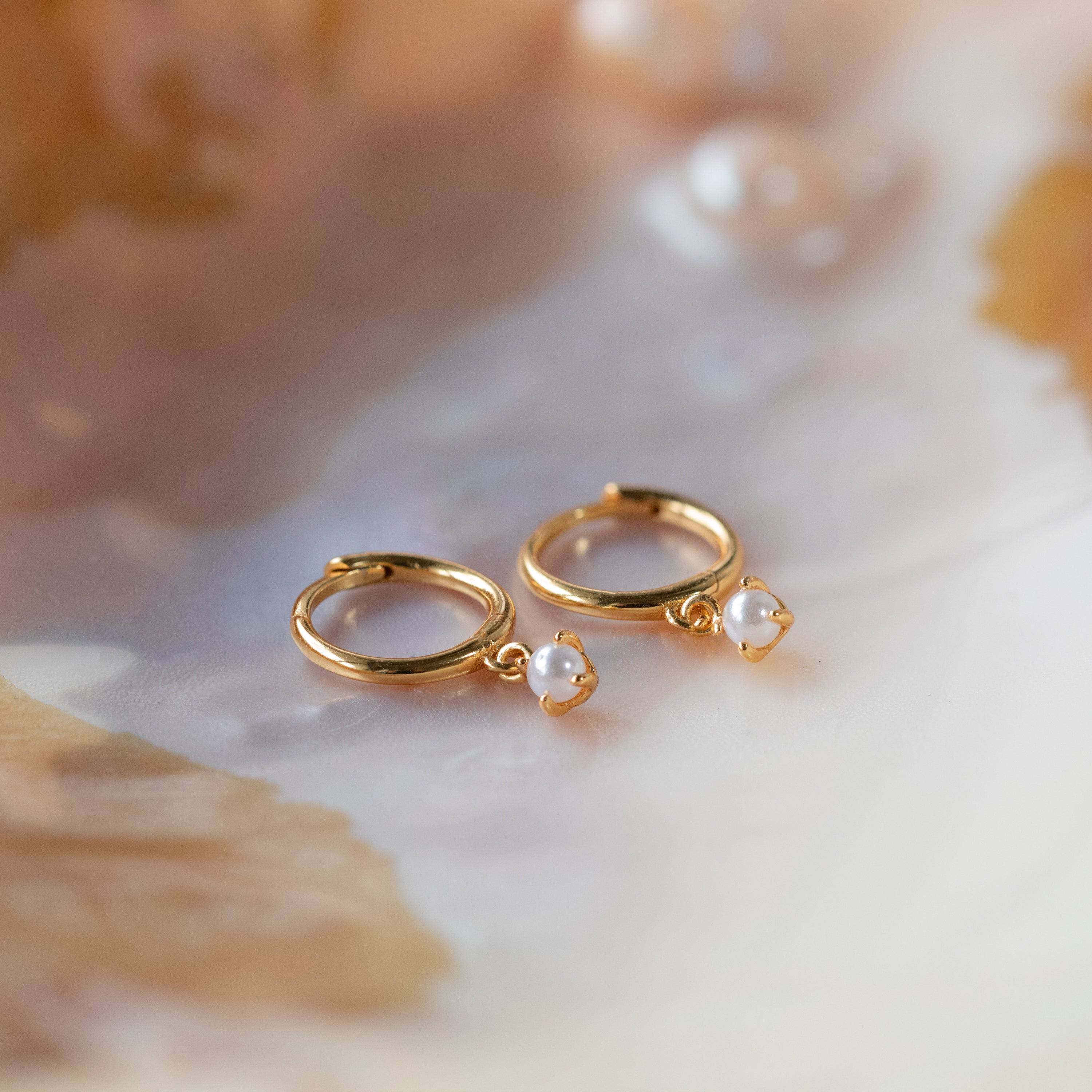 Dainty Pearl Jewelry Set in 18K Gold