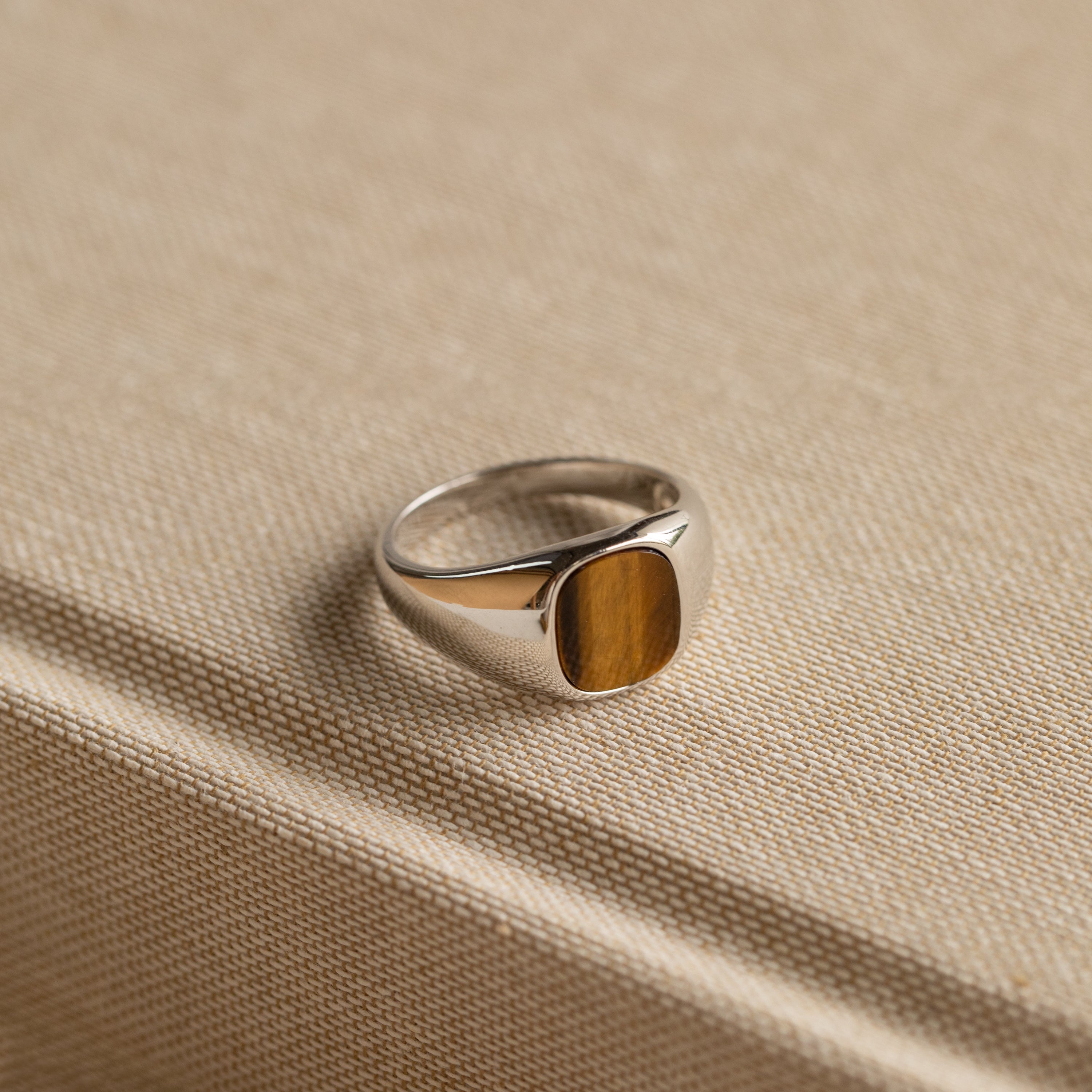 Lncs s925 Signet Tyger Eye Ring 箱付き Solid 925 Sterling Silver Diamond Shape Tigers Eye Mens Signet