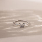 Anillo de diamantes mariposa