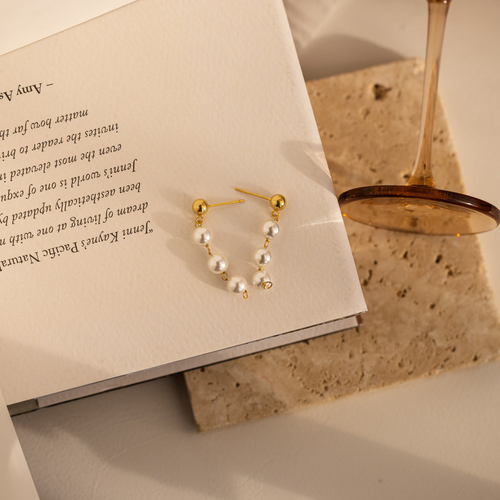 Pearl Cascade Jewelry Set in 18K Gold