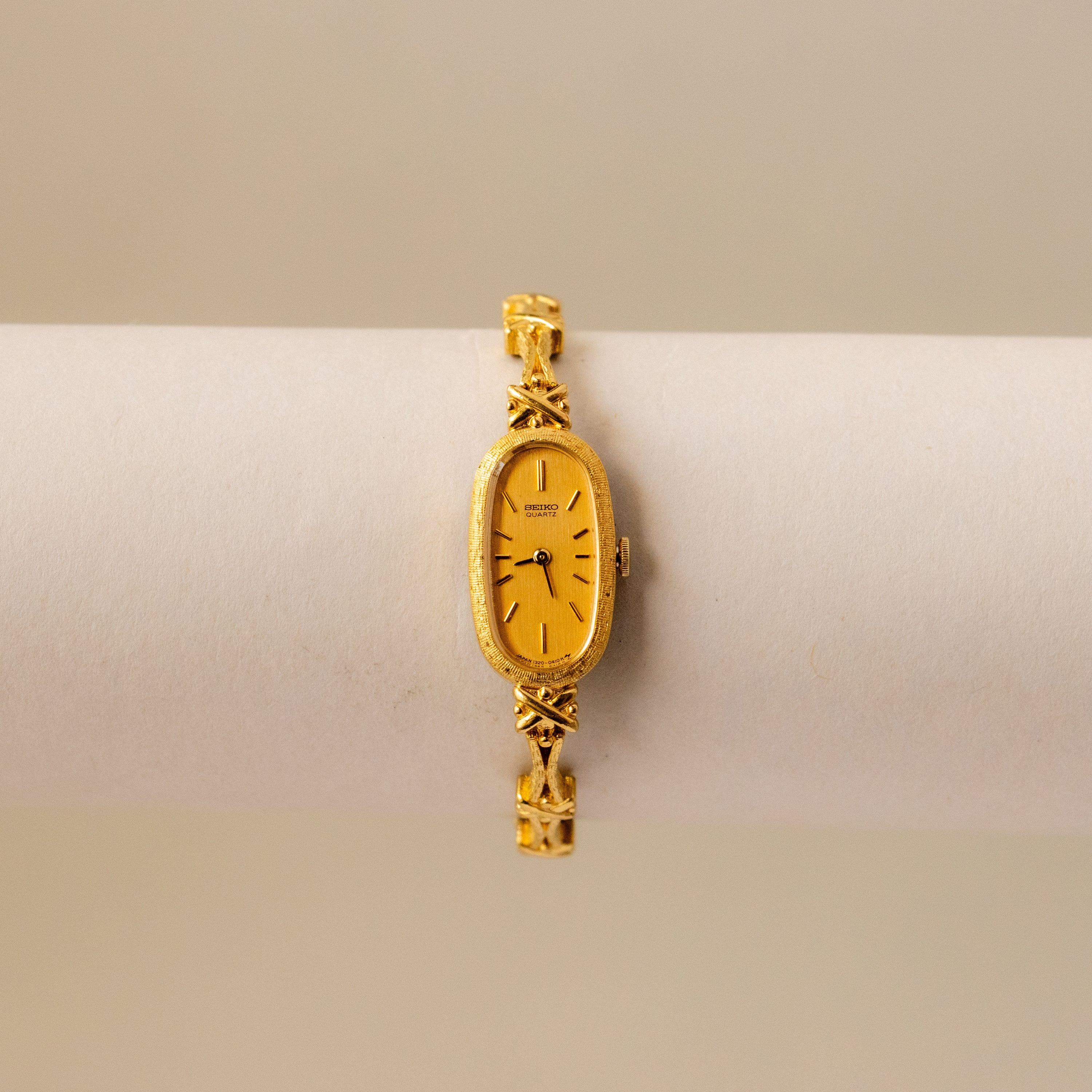 Vintage Seiko Slim Oval Gold Watch