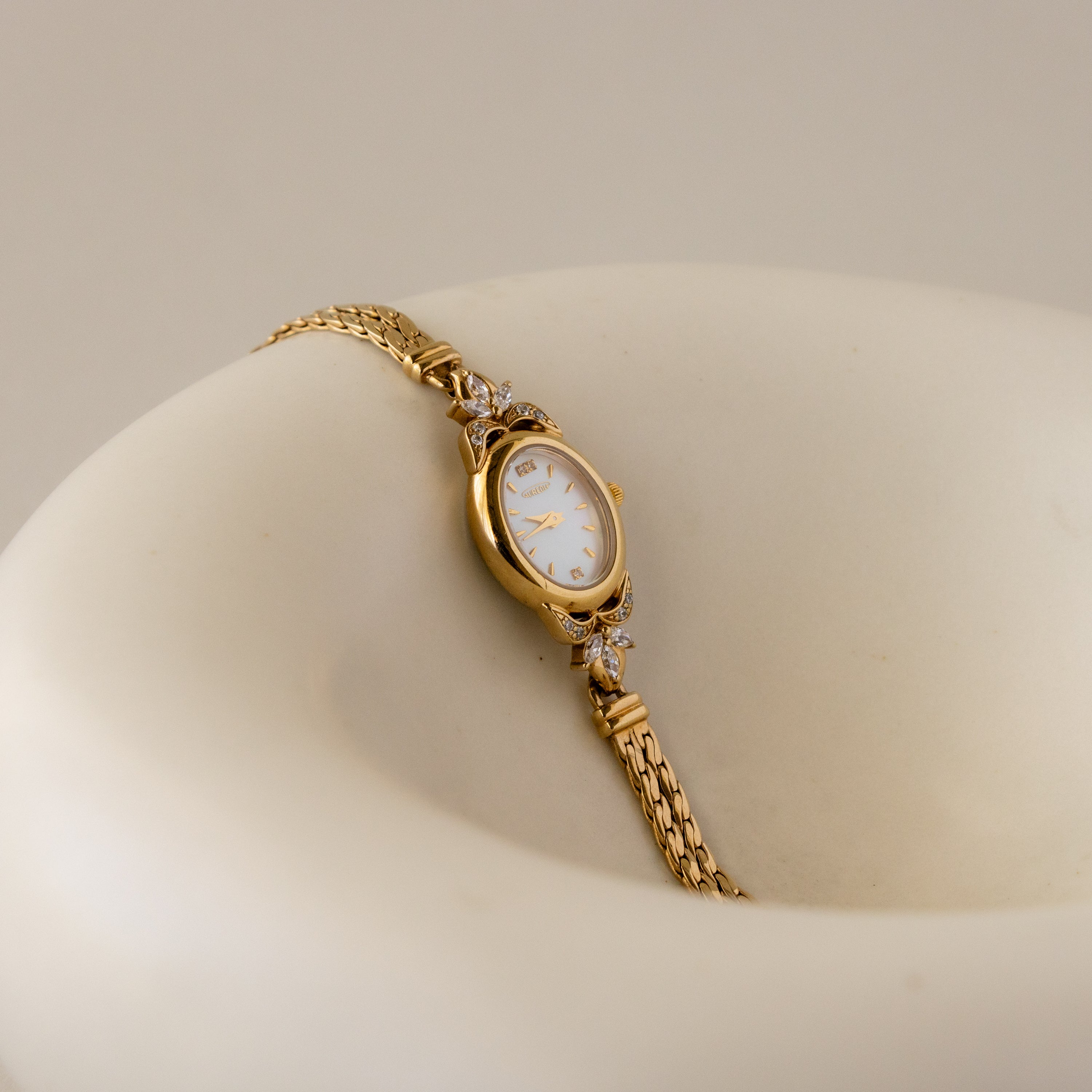 Vintage Aureole Regal Oval Pearl Gold Watch