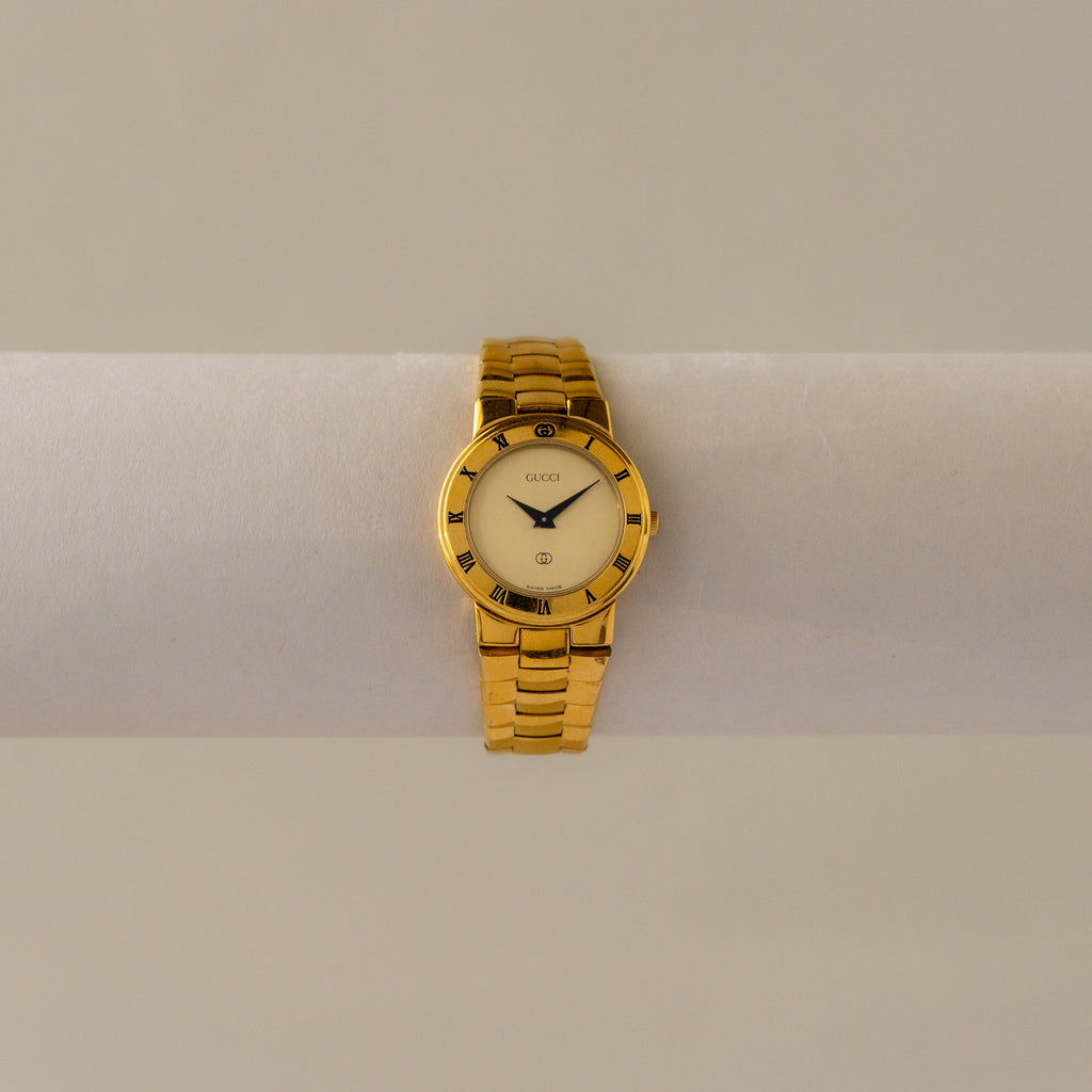 Vintage Gucci Swiss Round Bezel Gold Watch
