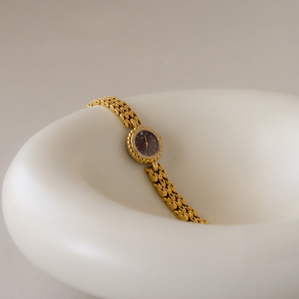 Vintage Citizen Burgundy Round Gold Watch