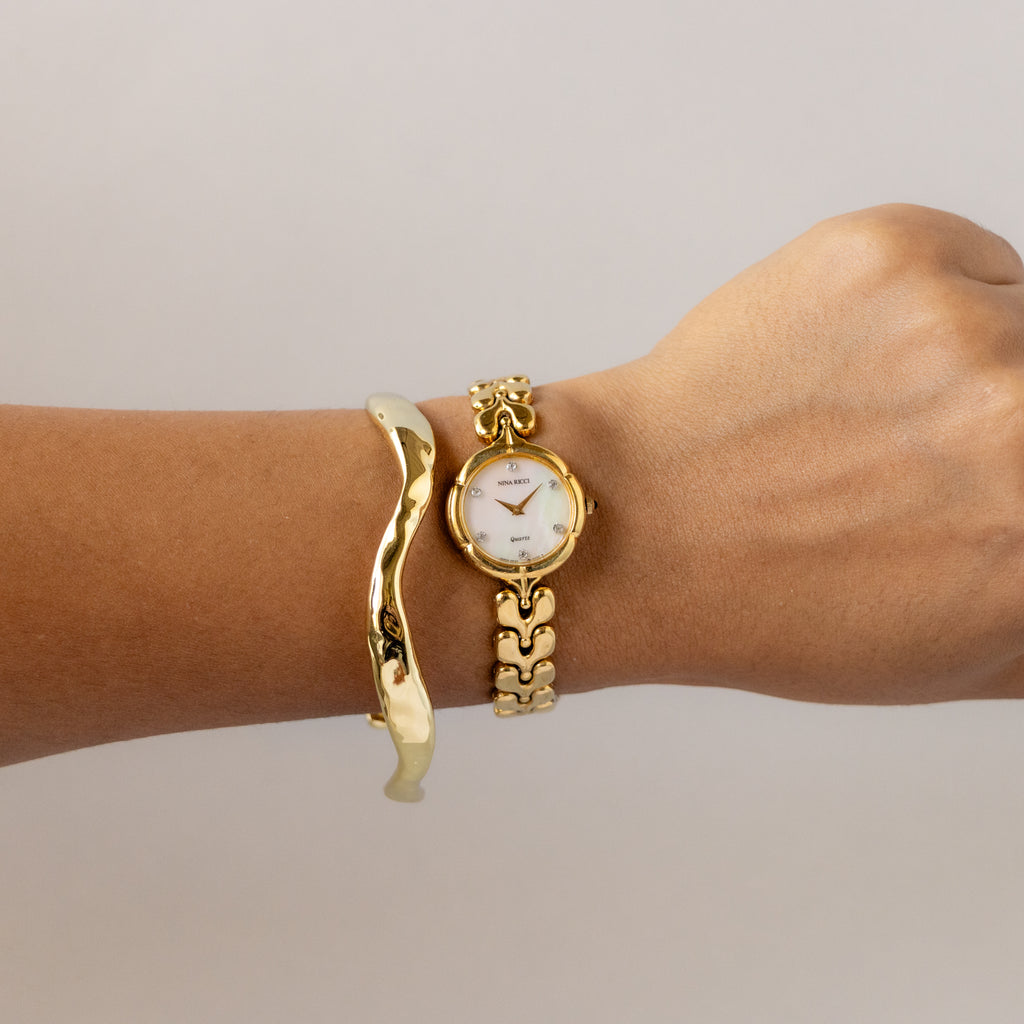 Vintage Nina Ricci Round Pearl Gold Watch