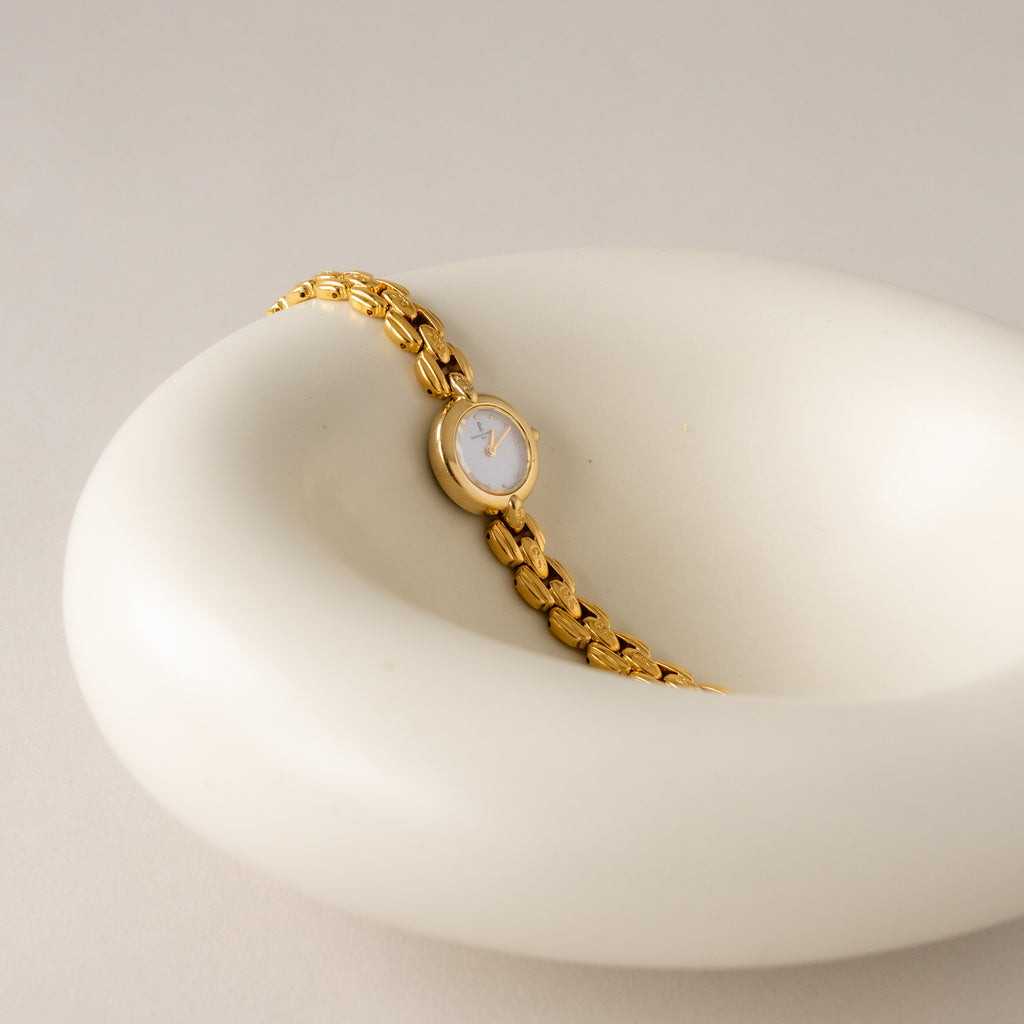 Vintage Roberta di Camerino Round Gold Watch