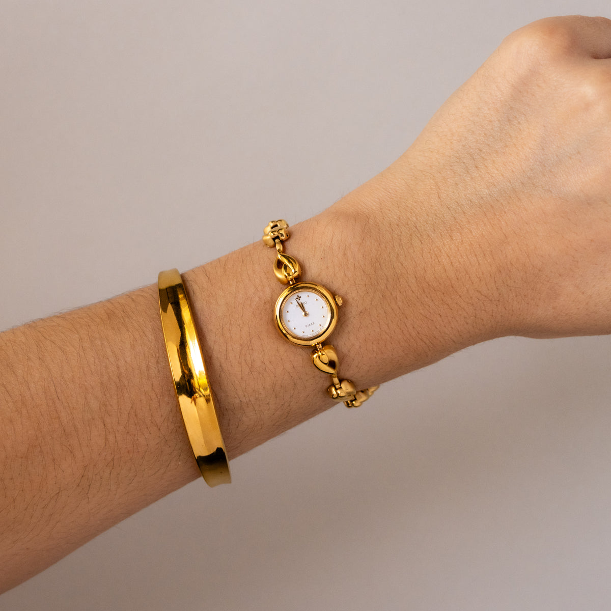 Vintage Seiko Round Teardrop Brushed Gold Watch