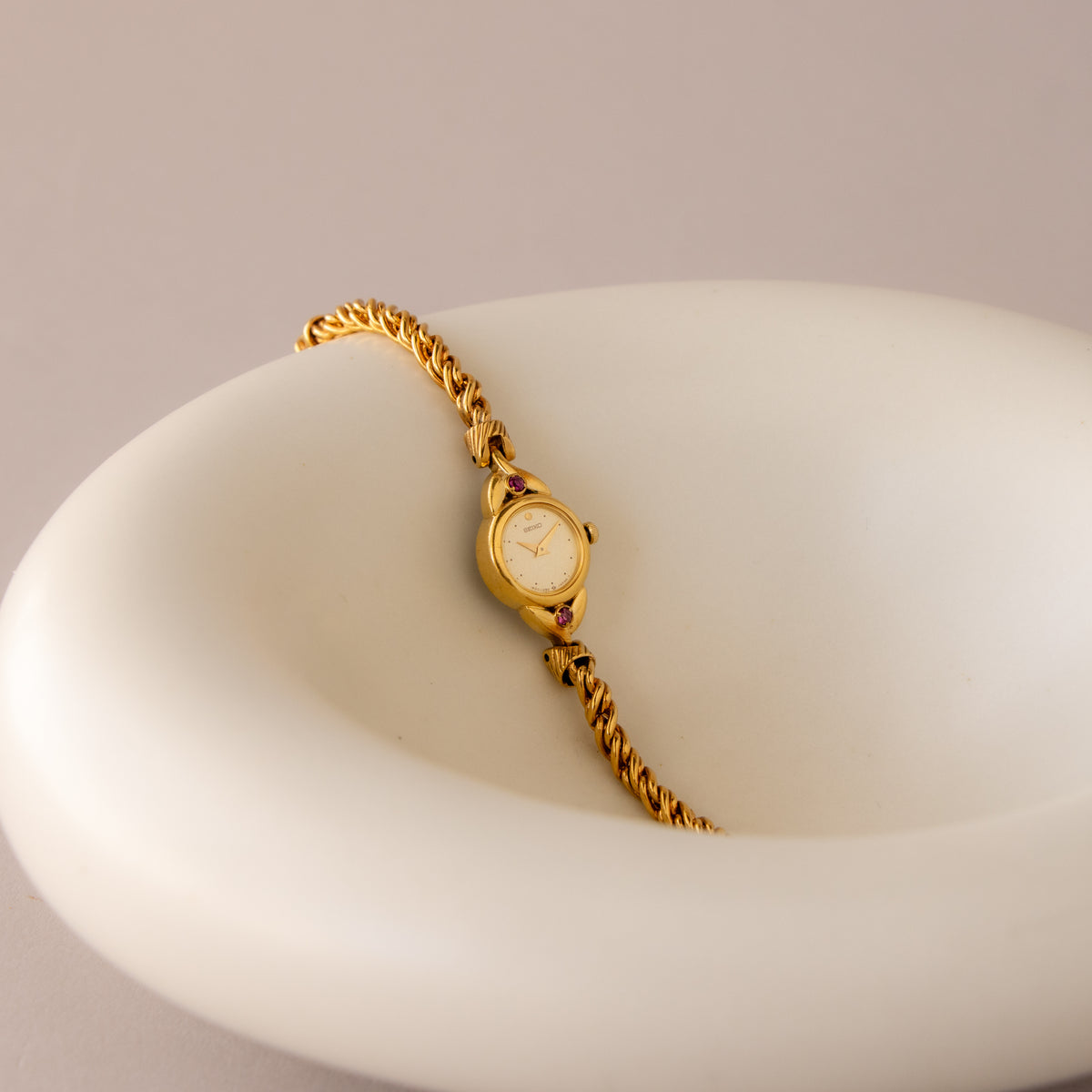 Vintage Seiko Ruby Twisted Chain Gold Watch