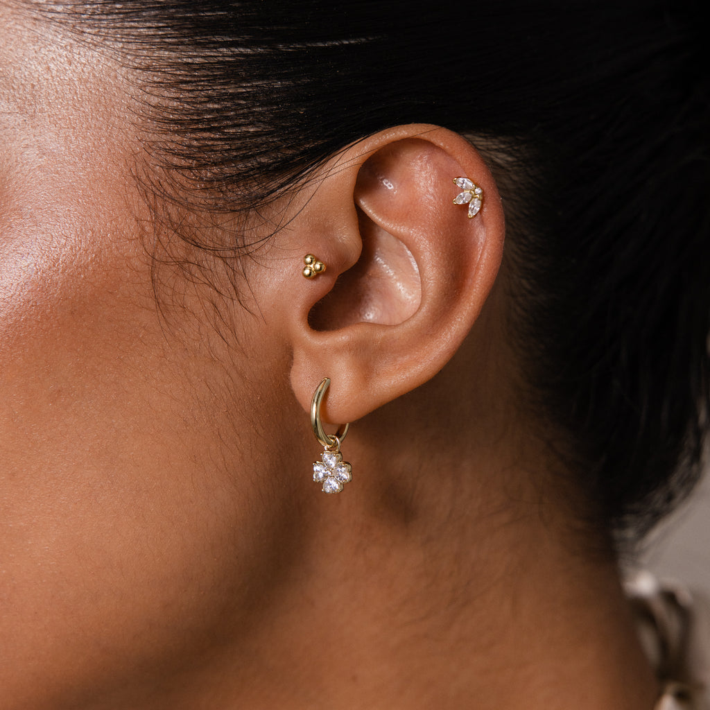 Diamond Clover Huggies