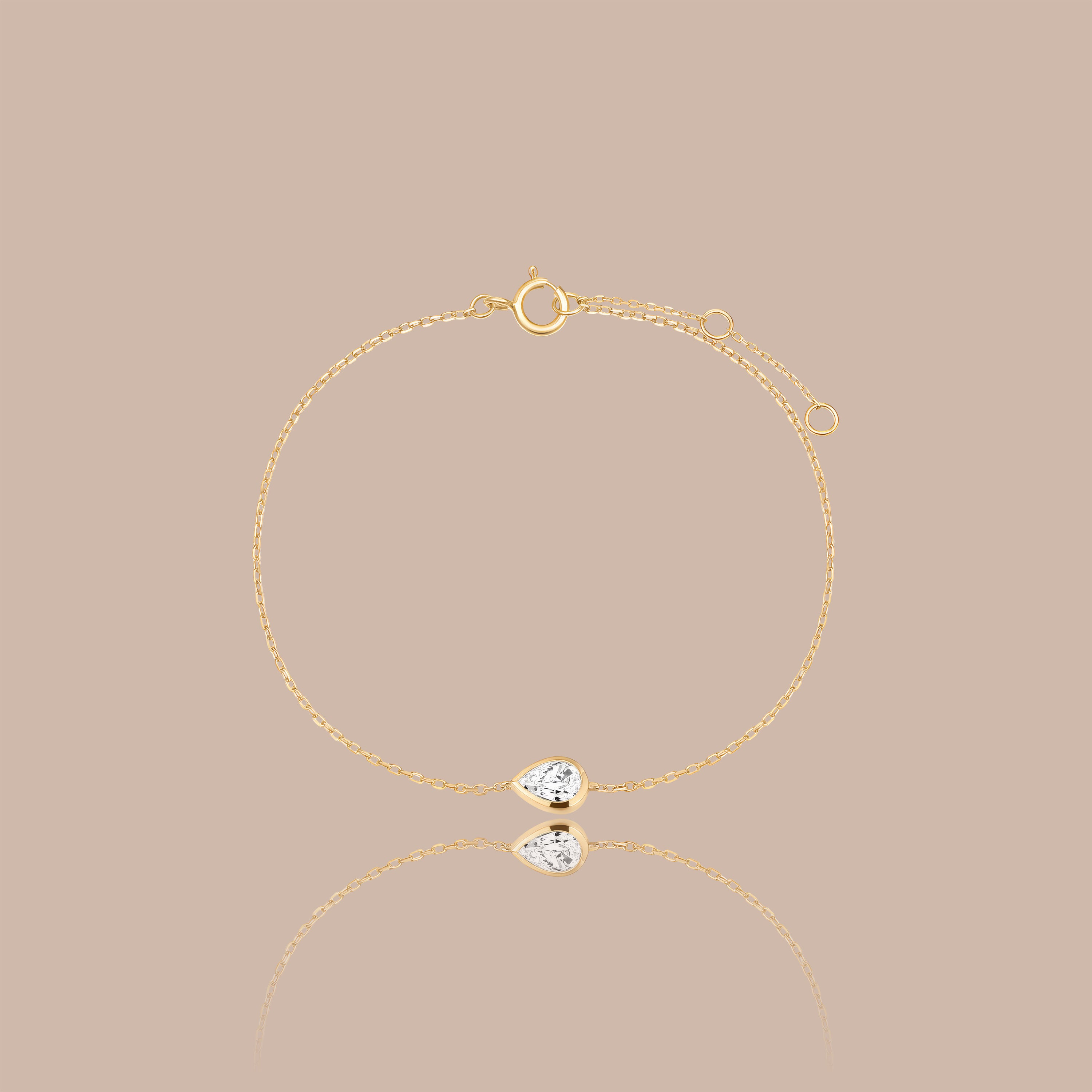 Solid Gold Bezel-Set Lab-Grown Pear Diamond Bracelet