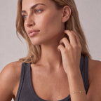 Solid Gold Round Lab-Grown Diamond Heart Station Bracelet