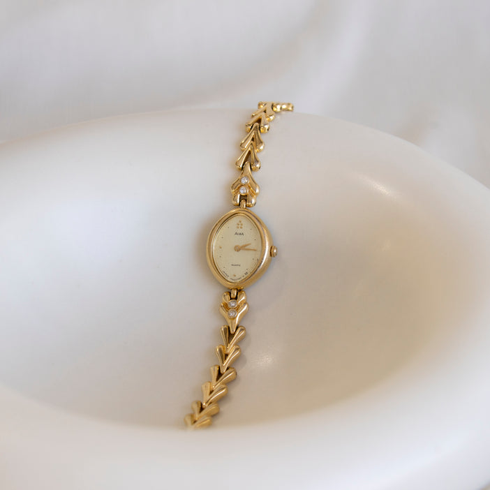 Vintage Alba Skinny Oval Gold Watch