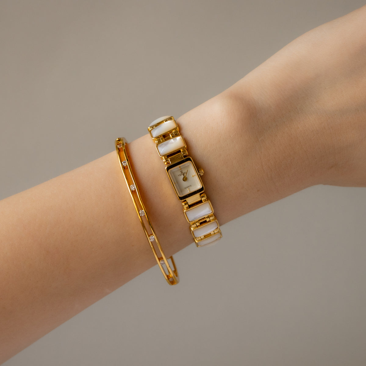 Vintage Vexcel Rectangular Pearl Gold Women