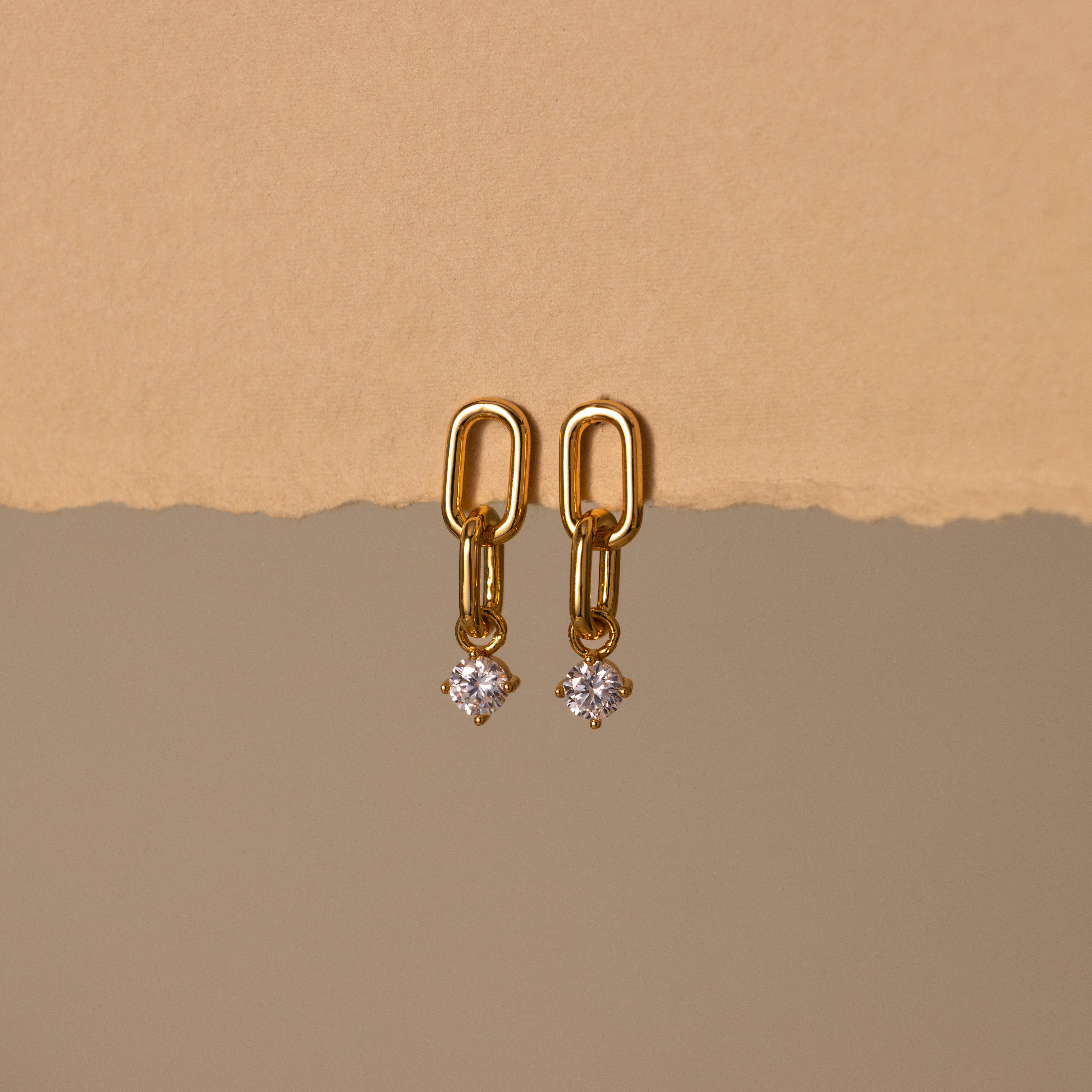 Dangling Diamond Link Studs