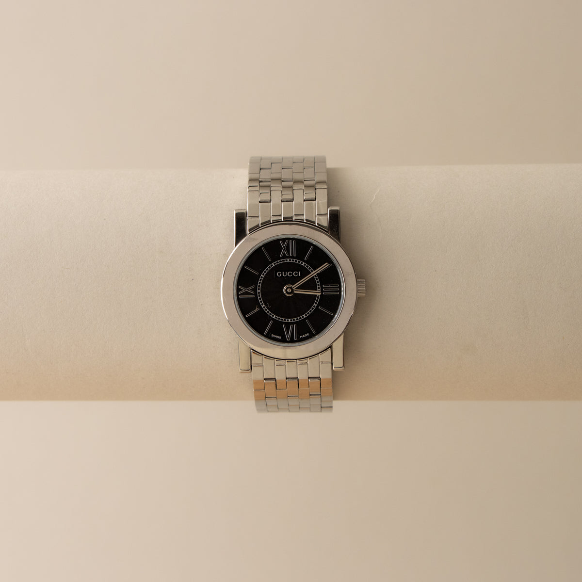 Vintage Gucci Swiss Analog Watch 100% Authentic Gucci 6600L Watch Gold Plated Women main image 2