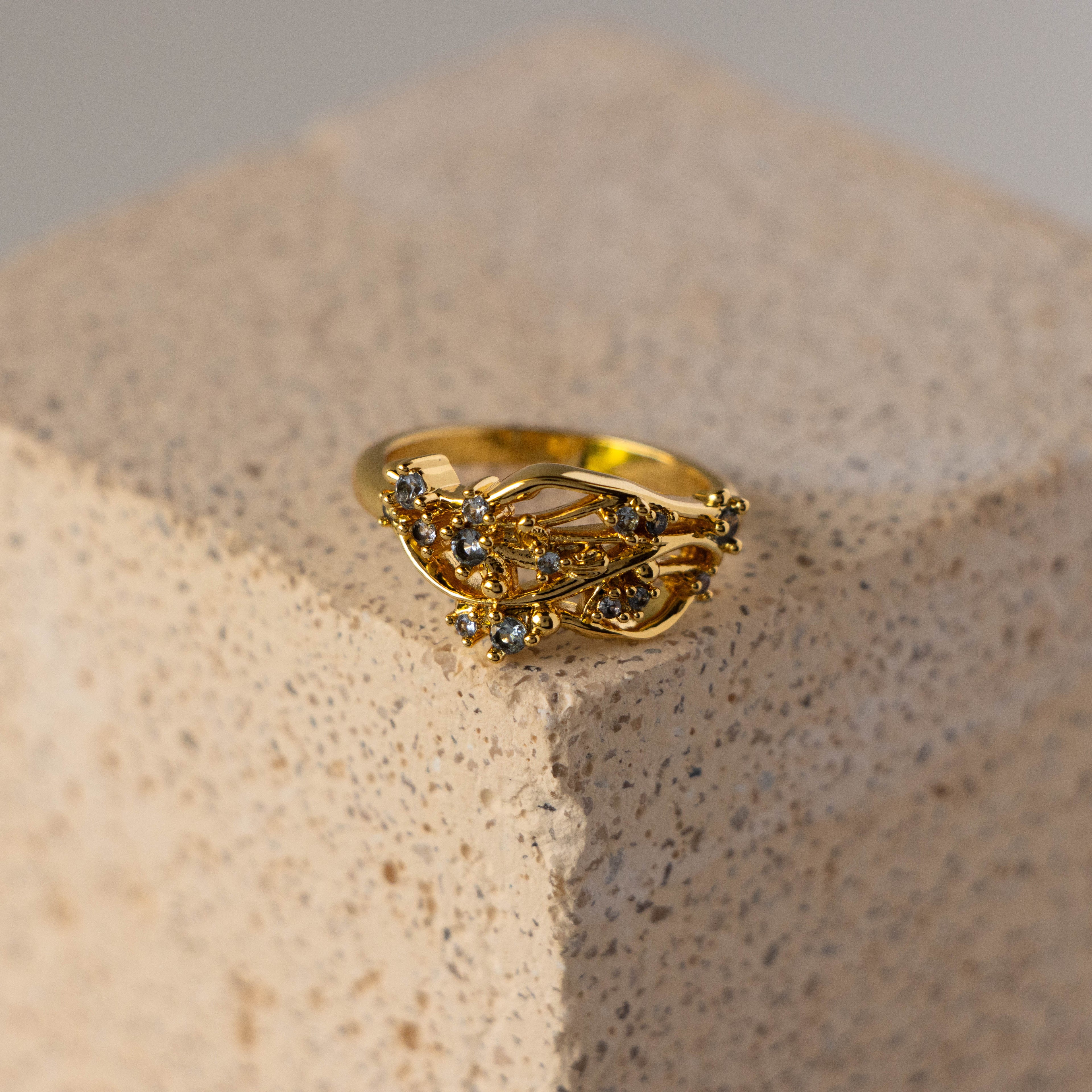Woven Aquamarine Cluster Ring