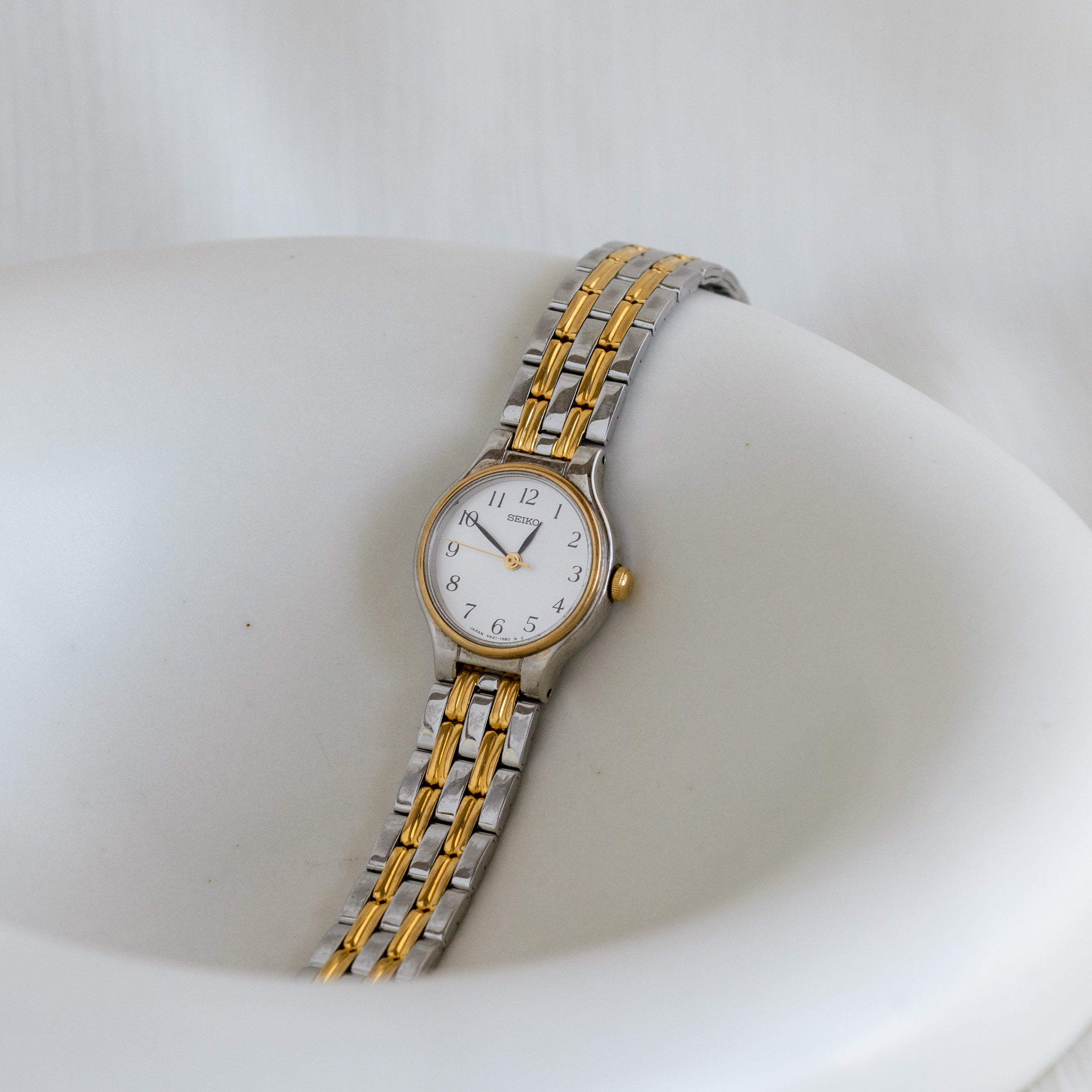 Vintage Seiko Round Two Tone Watch