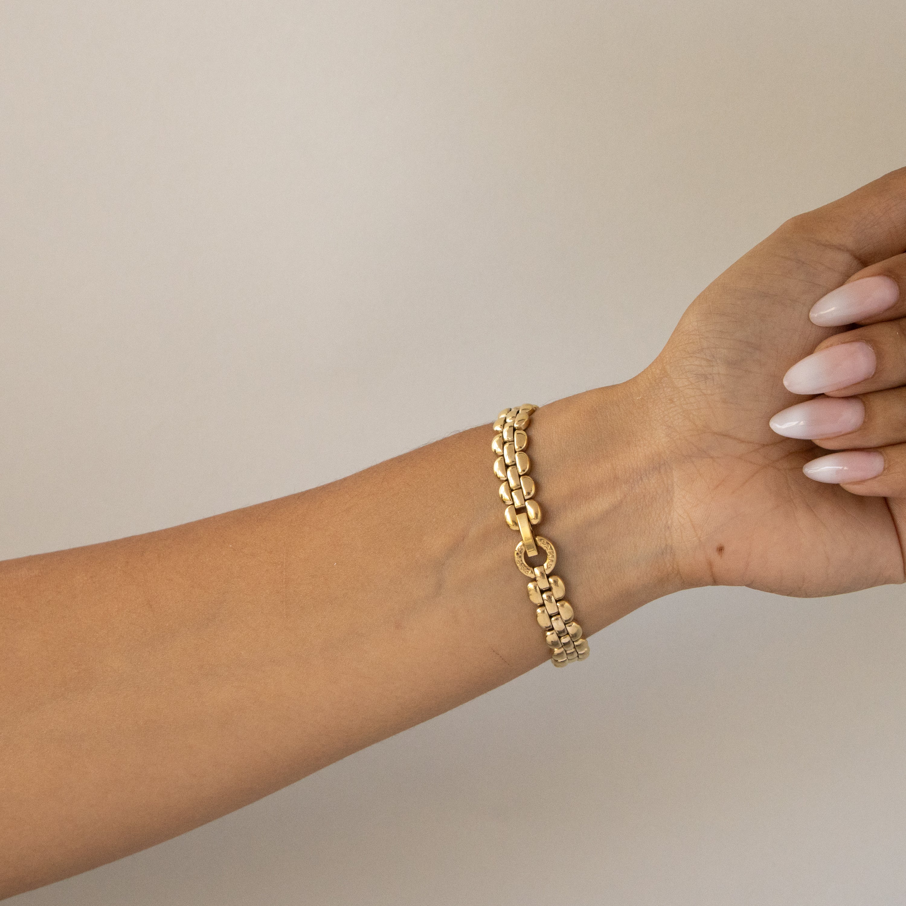 Vintage Marie Claire Round Link Gold Watch