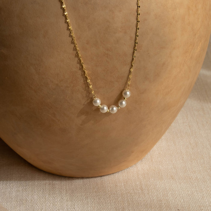 Pearl Bead Necklace in Mirror Chain