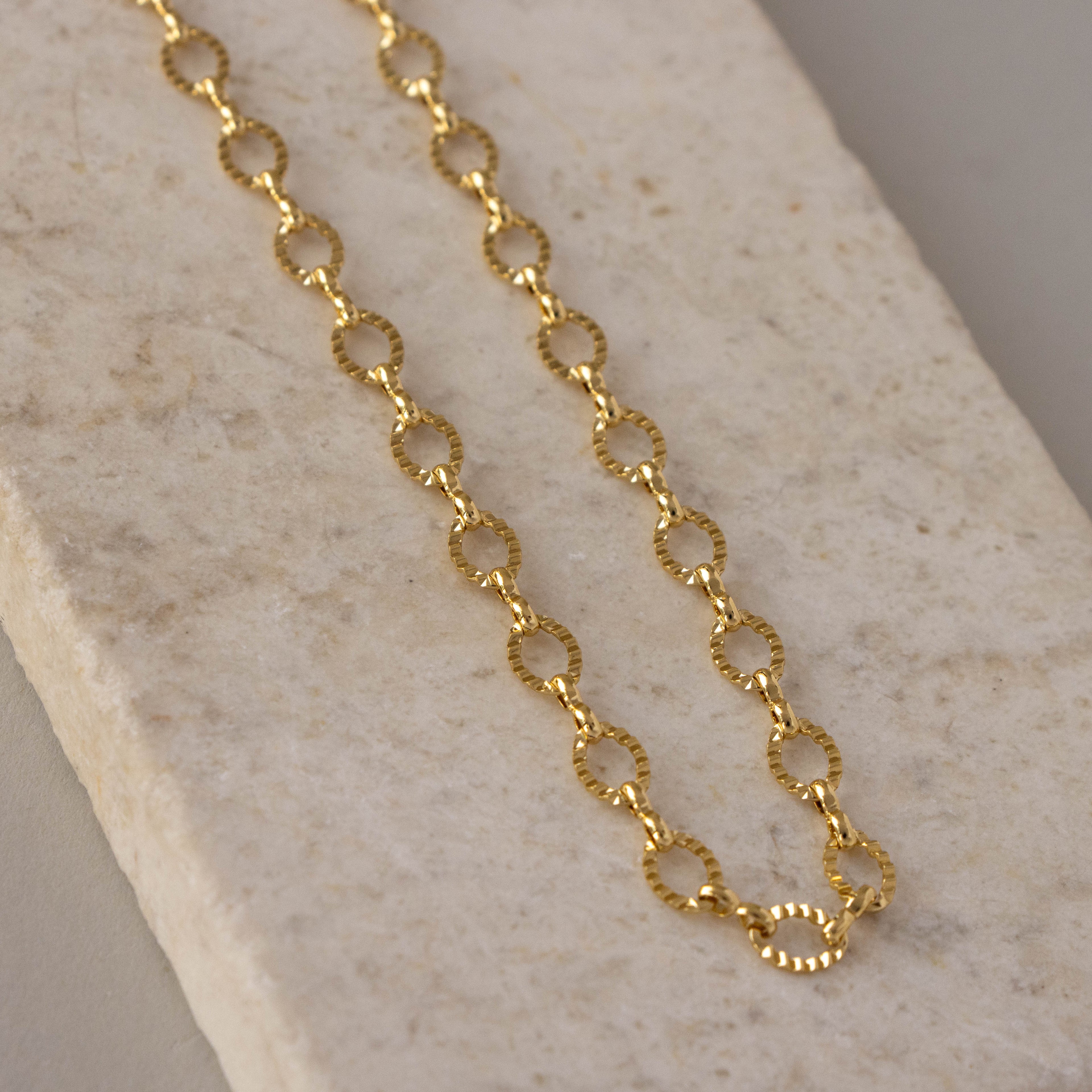 Textured Link Chain Necklace