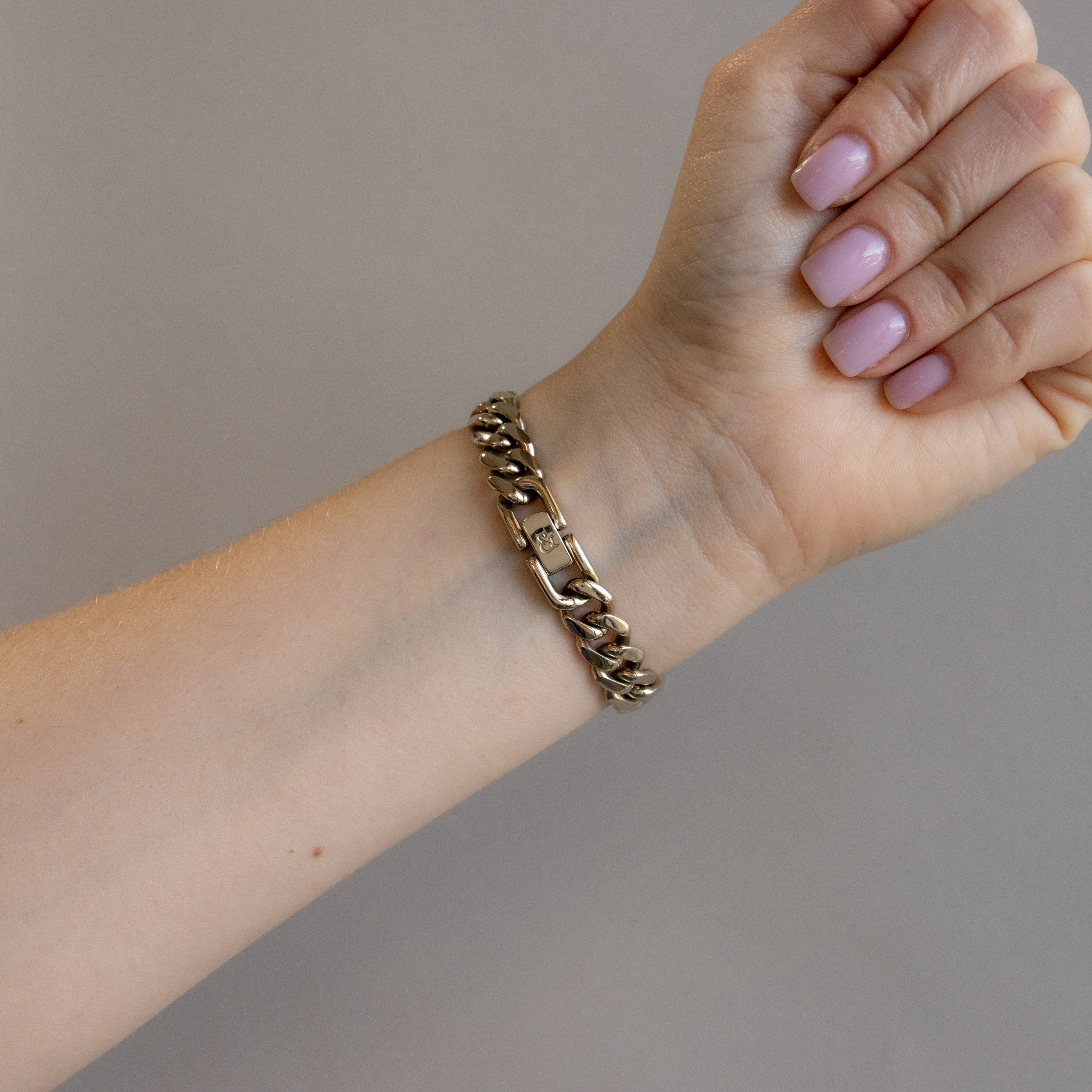 Vintage Pinky & Dianne Link Gold Watch