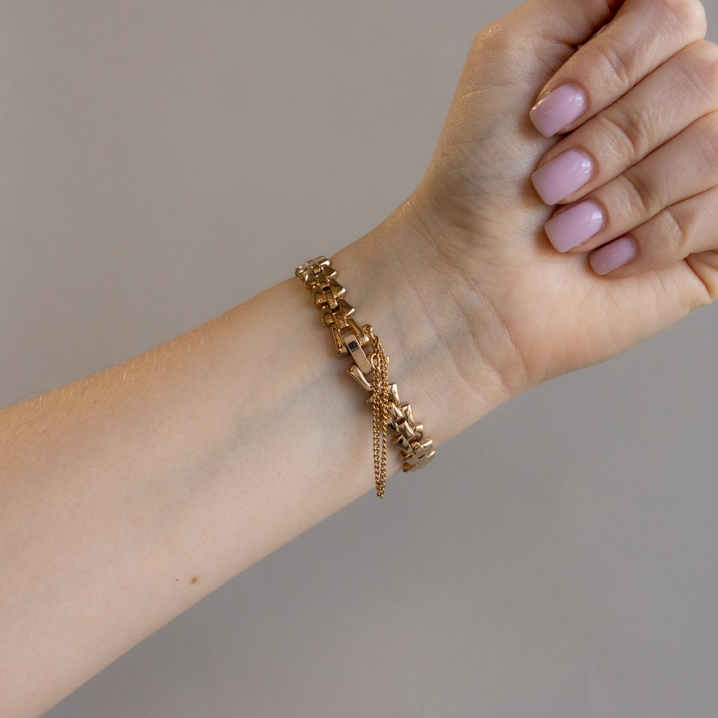 Vintage Chantal Thomass Link Gold Watch