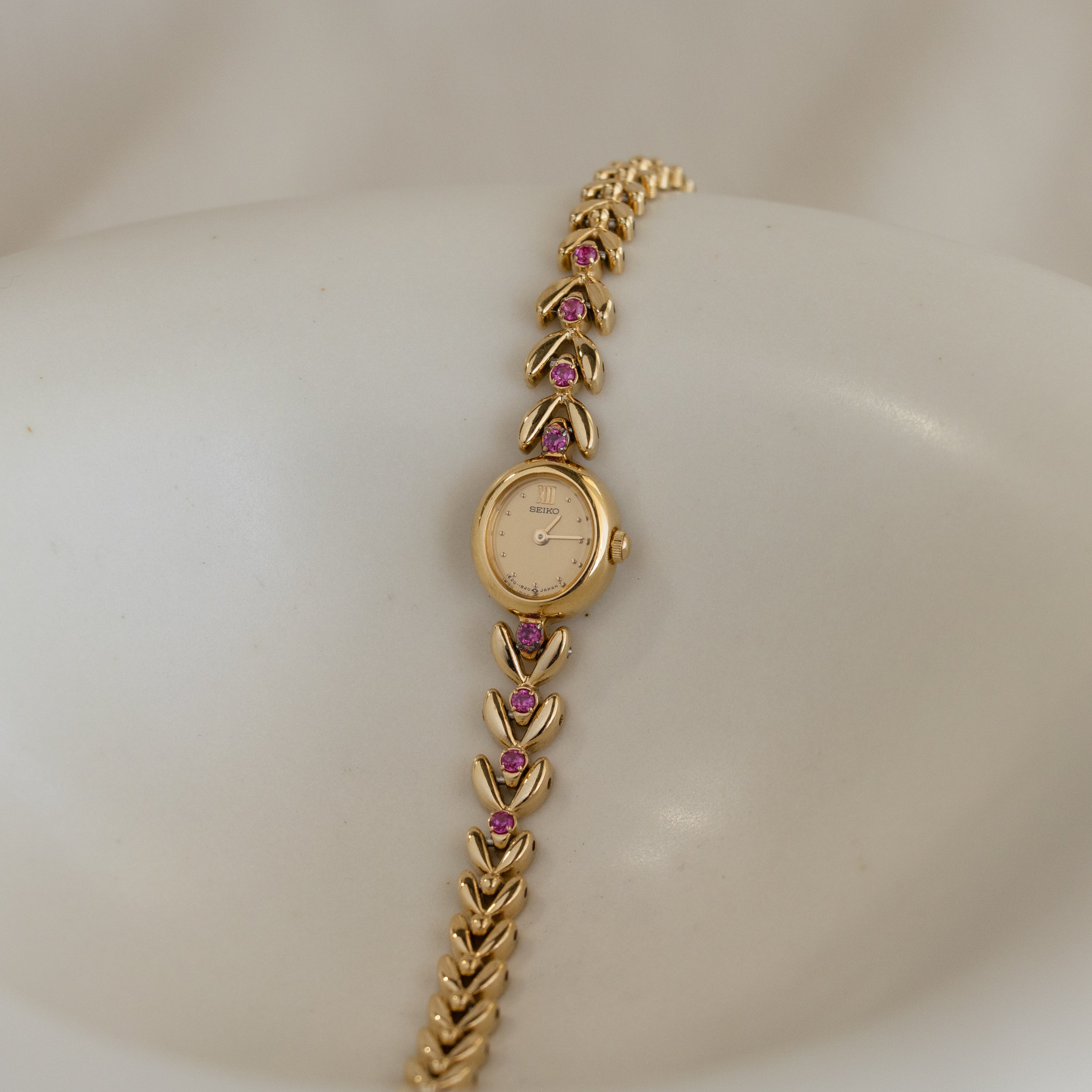 Vintage Seiko Ruby Link Gold Watch