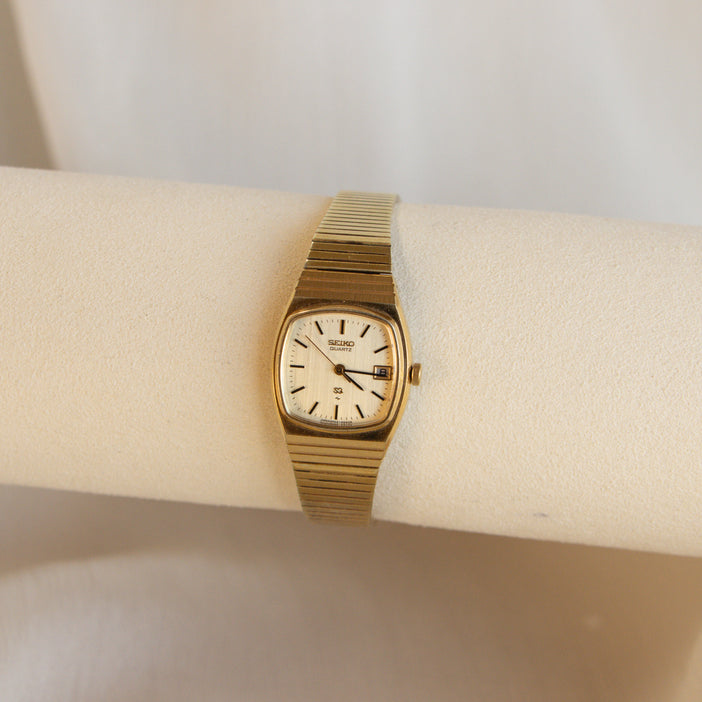 Vintage Seiko Ribbed Slim Gold Watch