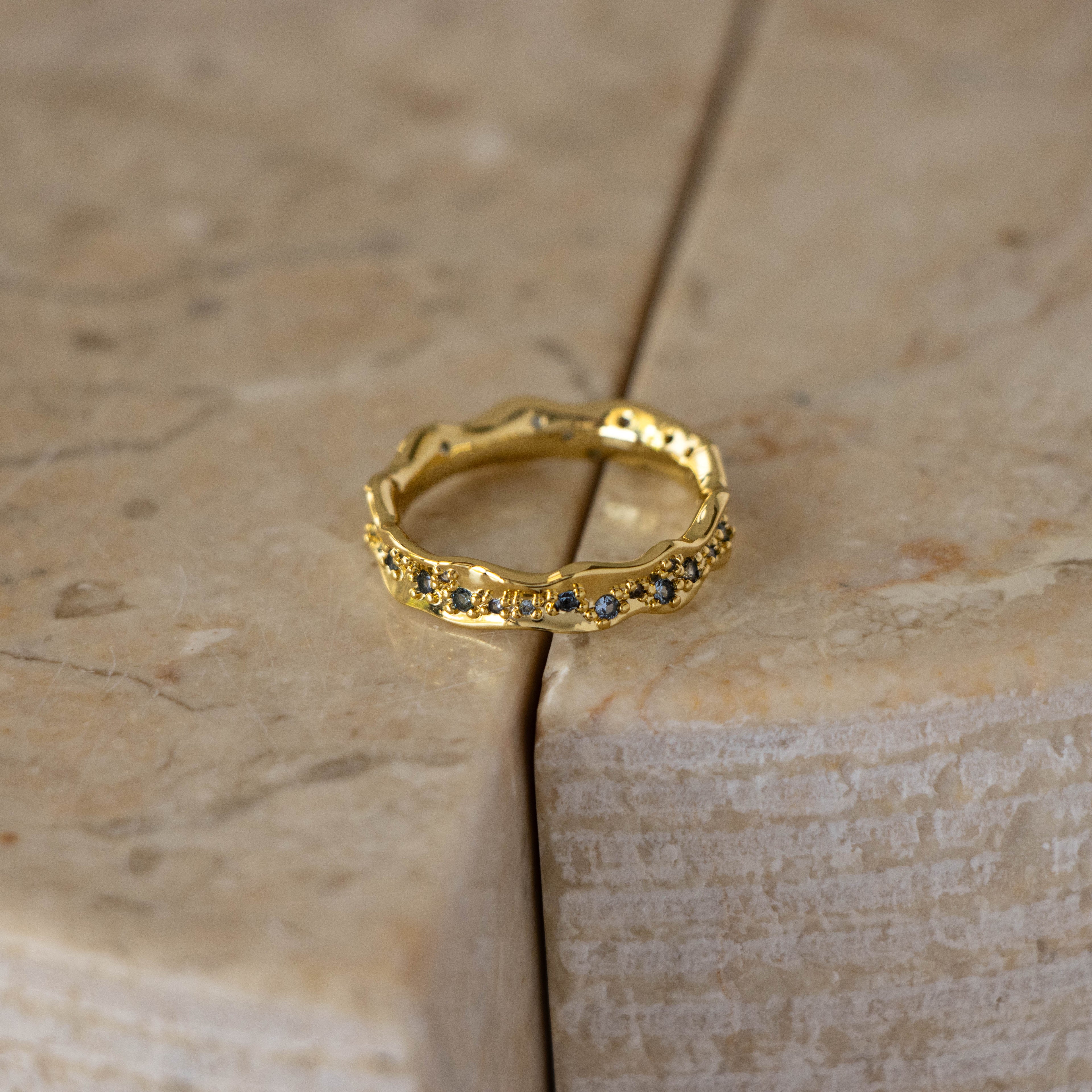 Aquamarine Sprinkle Wave Band