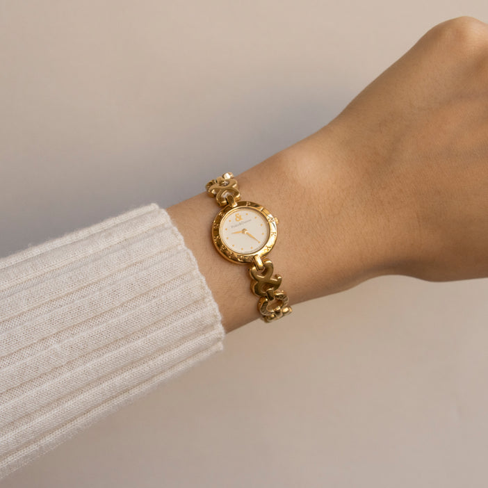 Vintage Pinky Dianne Round Gold Watch