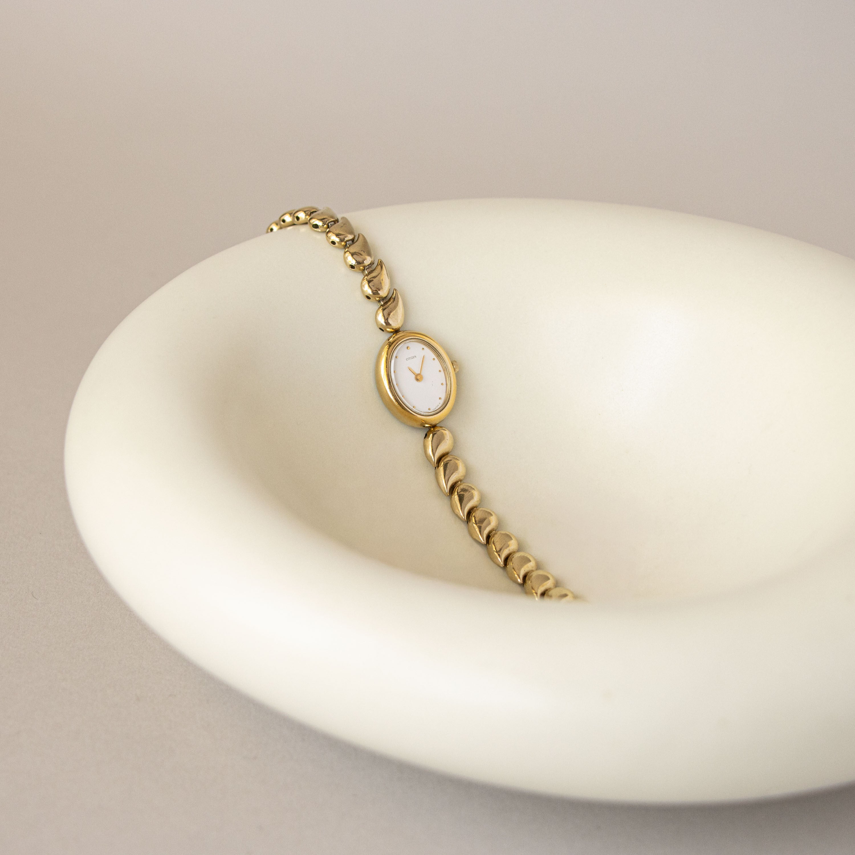 Vintage Citizen Oval Teardrop Gold Watch