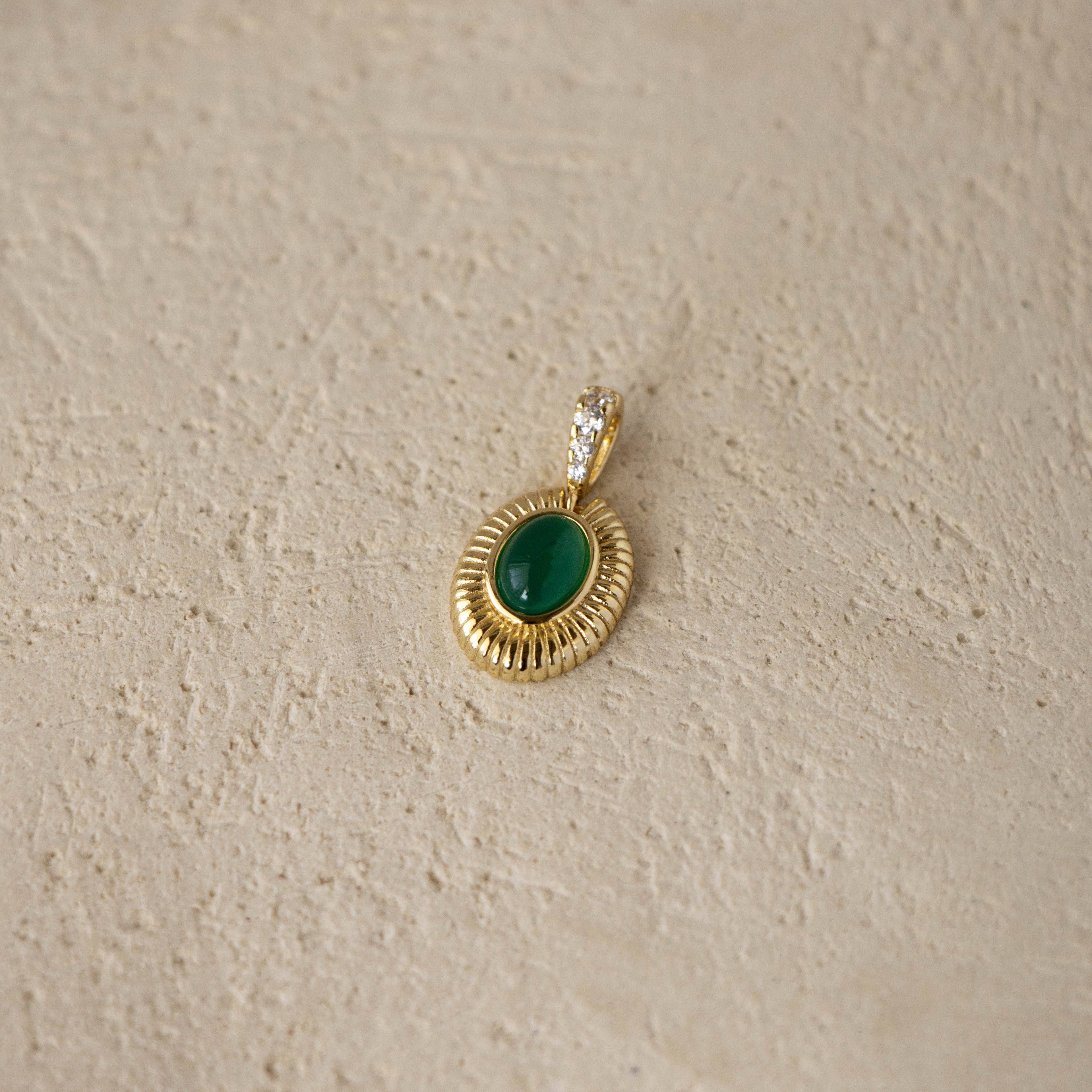 Ribbed Emerald Frame Charm
