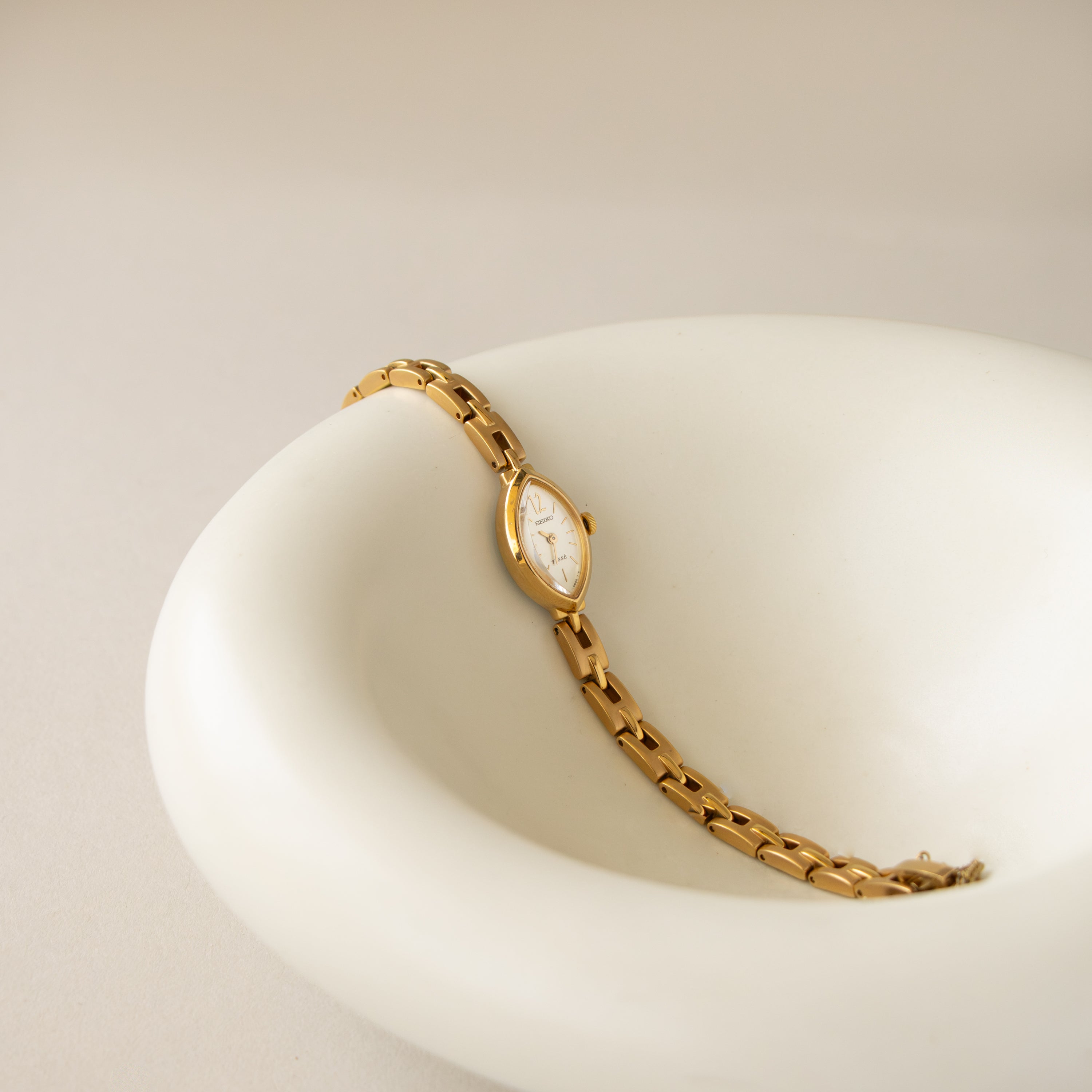 Vintage Seiko Oval Marquise Gold Watch