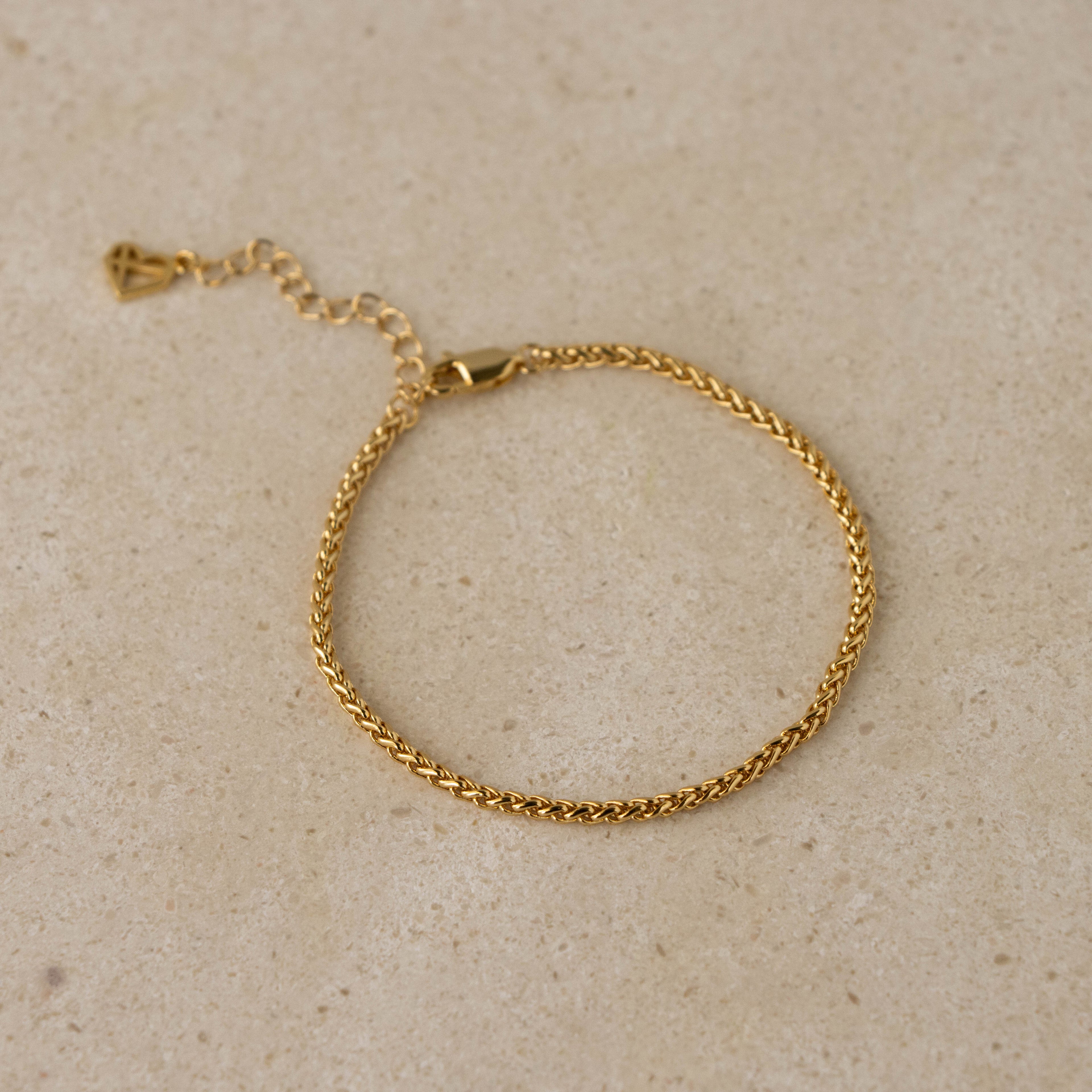 Signature Curb Chain Bracelet