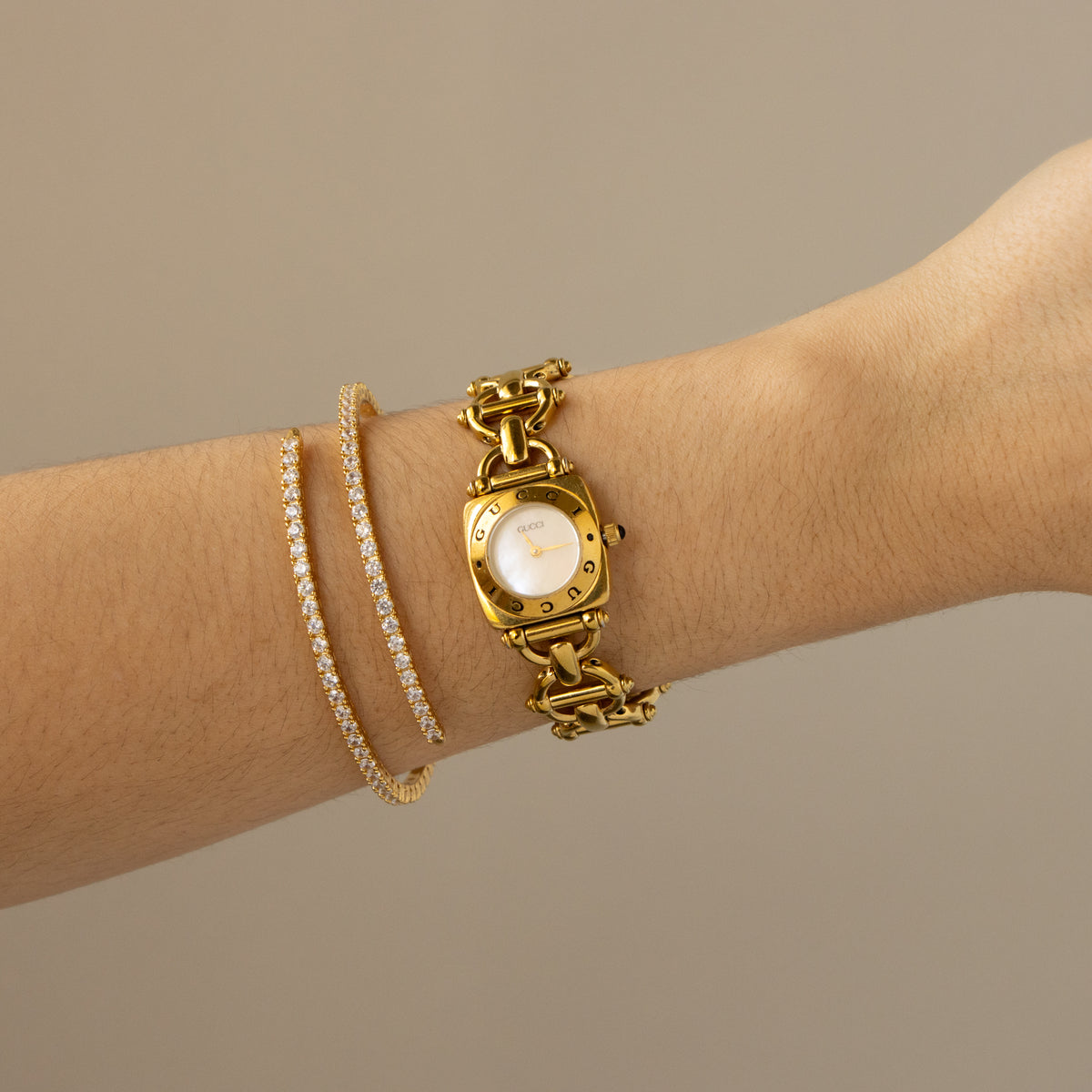 Vintage Gucci Swiss Pearl Horsebit Gold Watch